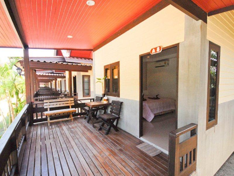 Haad Yao Bungalows Экстерьер фото